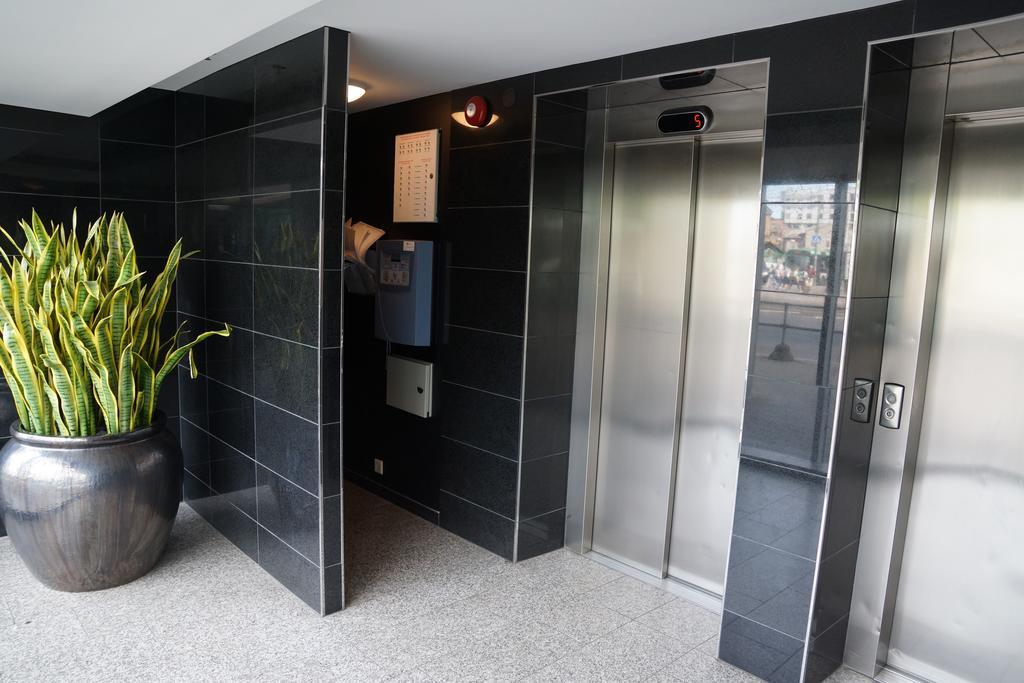 Viru Vaeljak 6 Apartment Tallinn Bagian luar foto